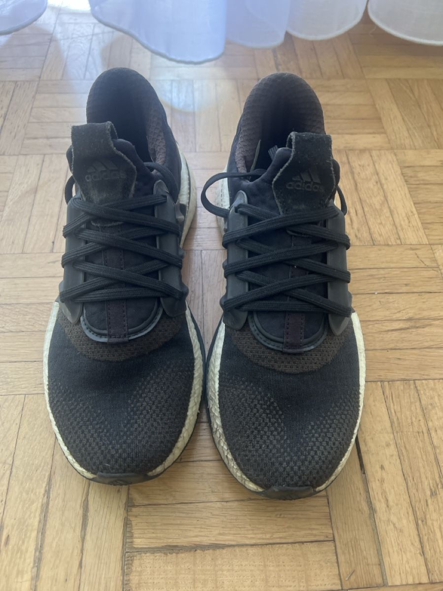 Adidas Herrenschuhe: Adidas snickers  – Gebraucht aus Zug von kar_vq6b
