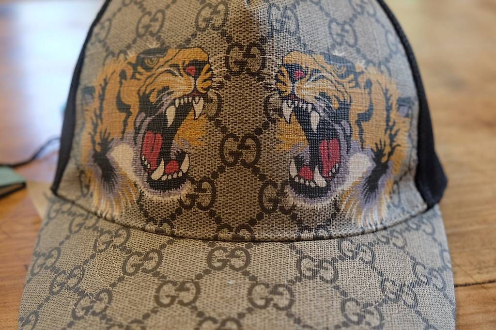 Gucci Autres vêtements & accessoires: Gucci Tiger cap neu – Neuf avec emballage d'origine à Zürich par Trueandeager 4