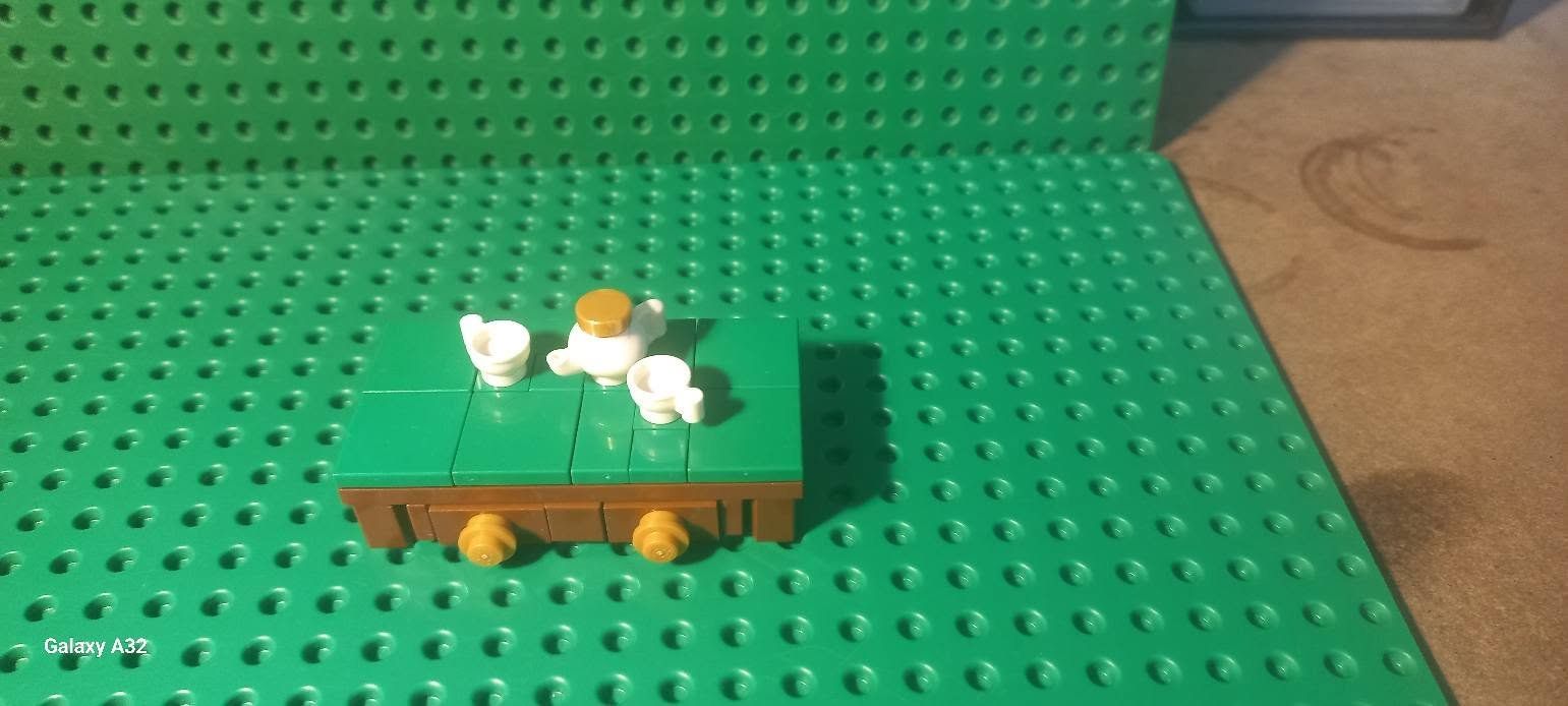 Lego Giocattoli: L'ensemble du salon Lego – Usato da La tour de treme venduto da Legocreation82 2