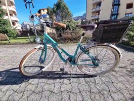 Spezielles Damenfahrrad sehr wenig gebraucht