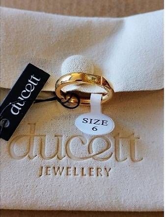 Anelli: Bague en acier inoxydable taille 52 – Nuovo e nell'imballaggio originale da Crans VS venduto da est_8mbd 1