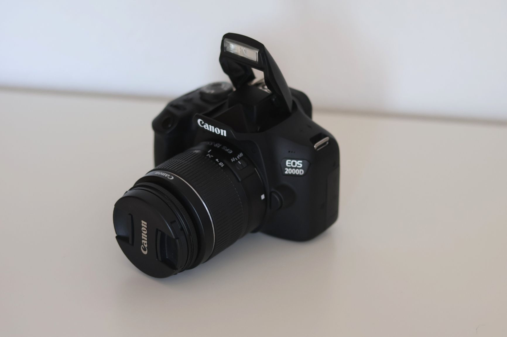 Canon Kamera: Canon EOS 2000D – Gebraucht aus Holziken von Ian98