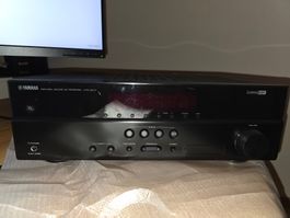 Yamaha YHT-1840 – ampli-tuner AV + caisson de basses