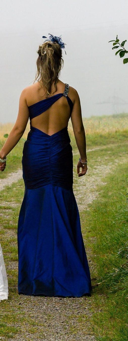 Vestiti: Gala-, Ball-, Trauzäuginkleid – Usato da Winterthur venduto da Schugger44 1