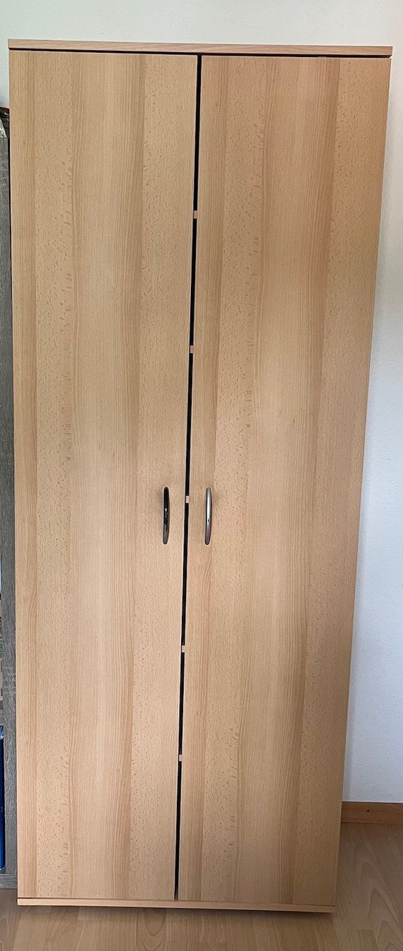Schränke: Schrank – Gebraucht aus Niederrohrdorf von akr_n9lt