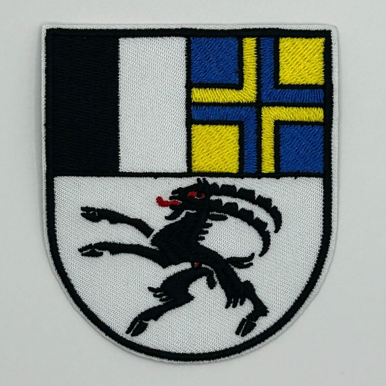 Toppe: Graubünden Aufnäher Badge Patch Engadin Davos Caumasee Chur – Nuovo e nell'imballaggio originale da Dättlikon venduto da easythings 2