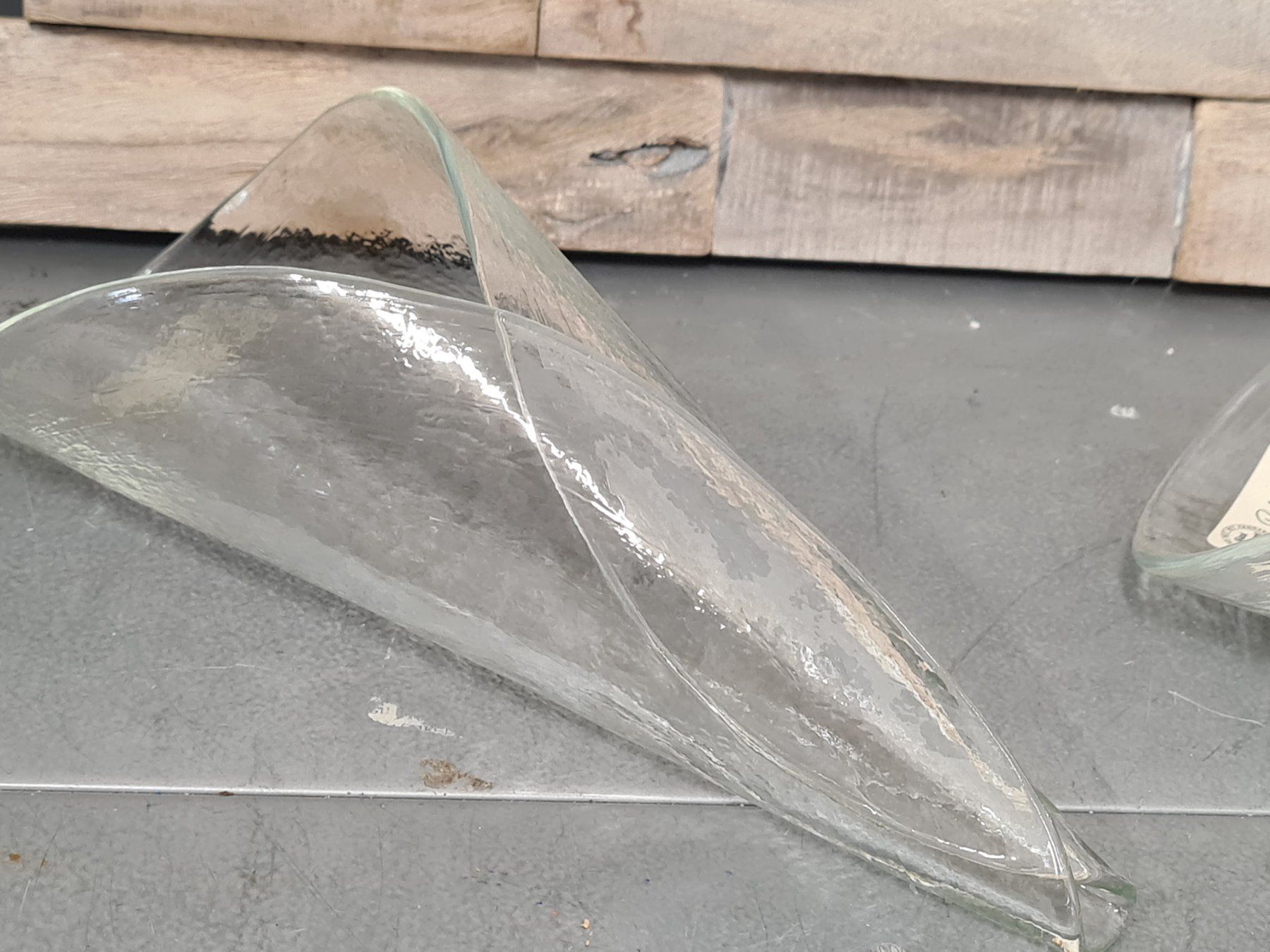Glasi Hergiswil Sonstige Dekorationen & Accessoires: Hergiswiler Glas Deko Cornet 22x9 cm – Gebraucht aus Amriswil von  1
