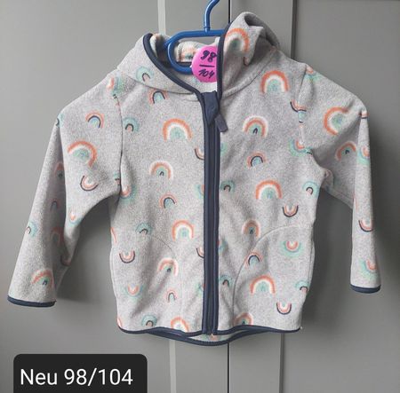 Fleecejacke mit Regenbogenmuster grau Grösse 98/104 neu