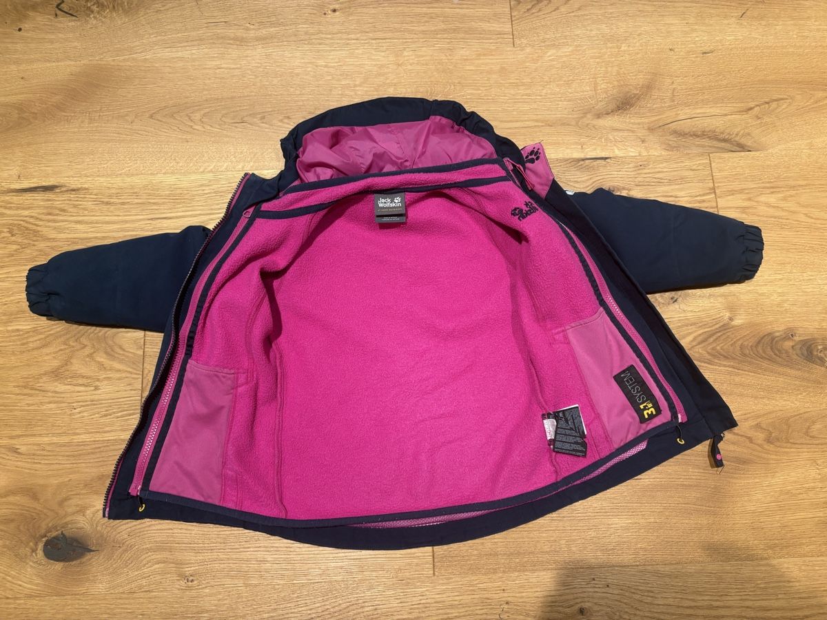Jack Wolfskin Jacken & Mäntel: Jack Wolfskin 3in1 System Kinderjacke Gr. 104 – Gebraucht aus Adelboden von zul_hr56 3