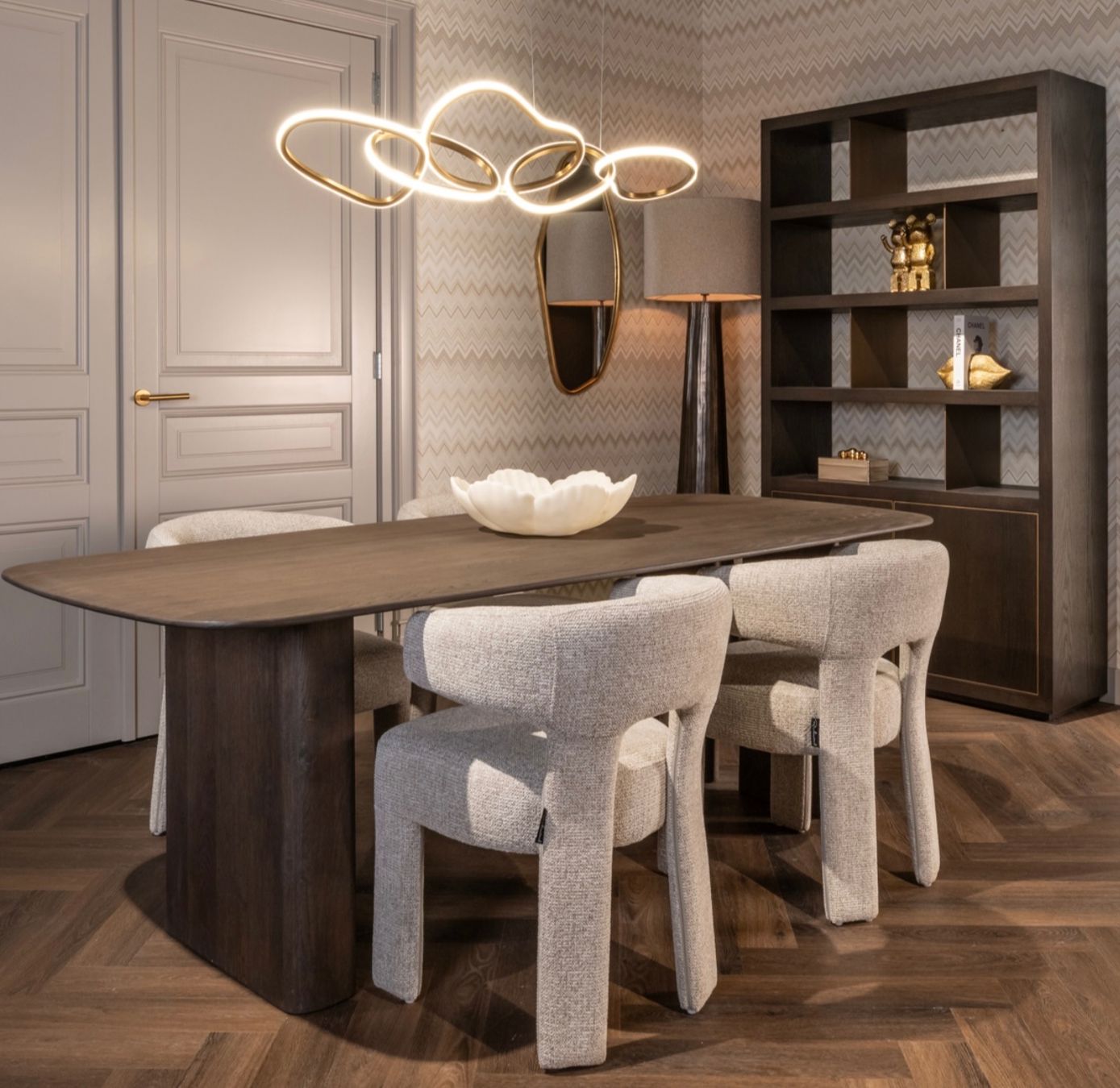 Tische: RICHMOND INTERIORS**Dining table Castello Smoked charchoal 2 – Neu und originalverpackt aus Ruswil von Miami-2026