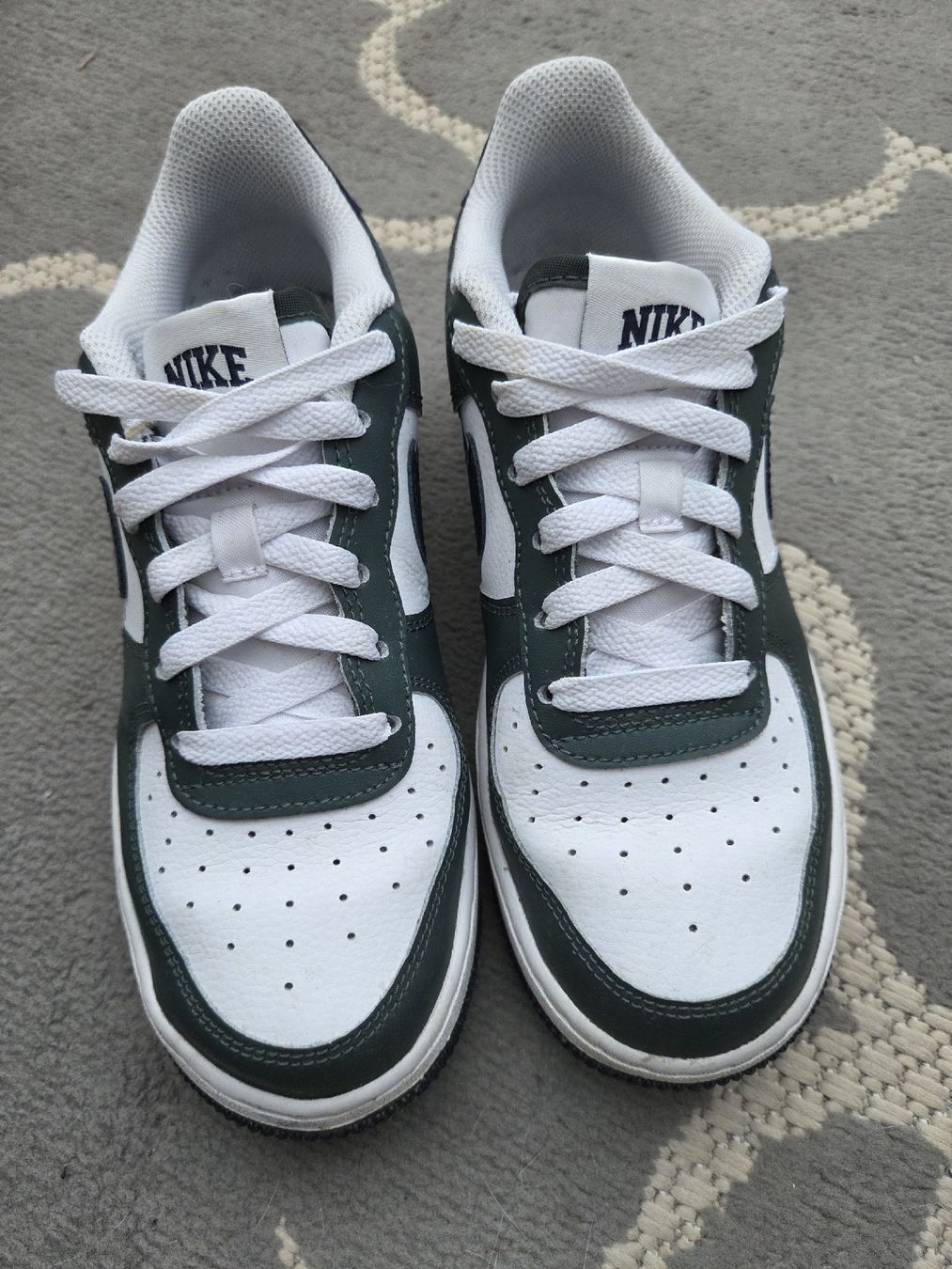 Nike Chaussures hommes: Nike Air Force 1 Grösse 37.5 – D'occasion à Stein AG par MARILiii89 2