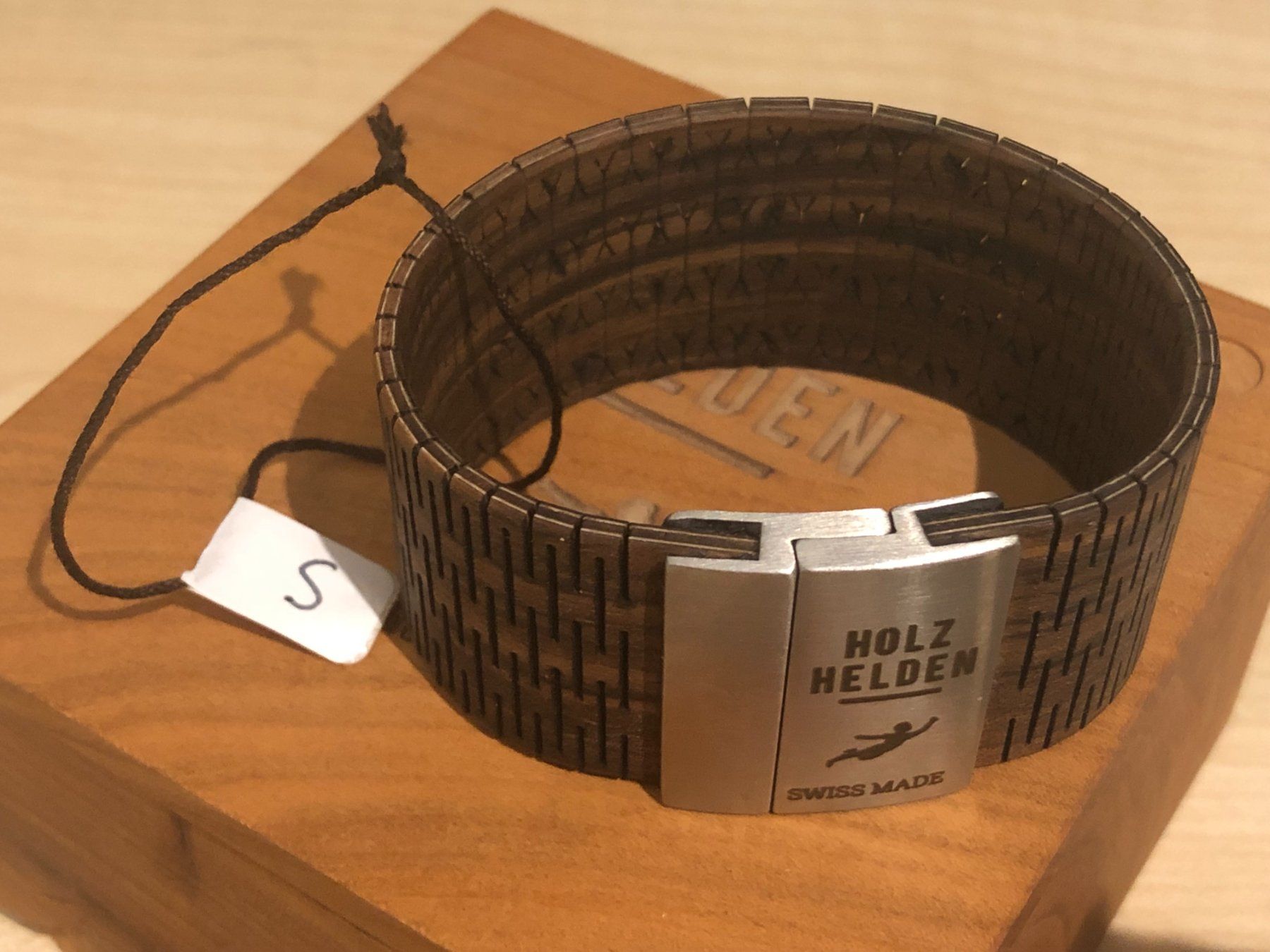 Bracciali & Braccialetti: Armreif inkl Holzbox, Armschmuck – Nuovo (secondo la descrizione) da Jona venduto da ASMARADO 1