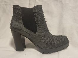 Stylische Leder-Stiefelette Gr. 38