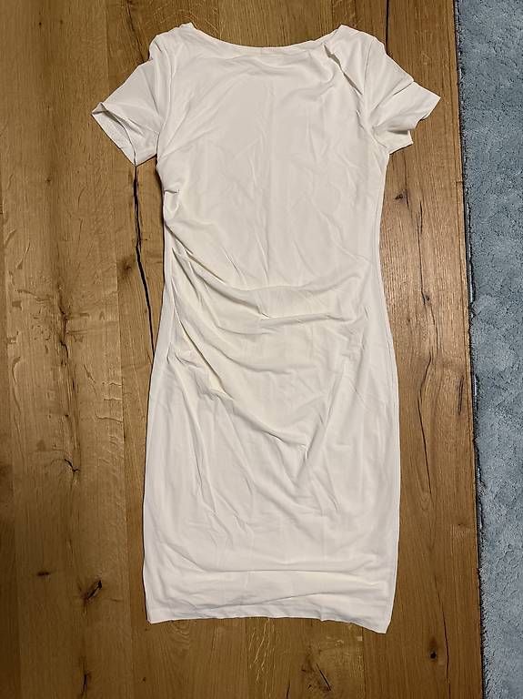 Vestiti: Damen Kleid – Usato da Dietlikon venduto da AngelinaSt.