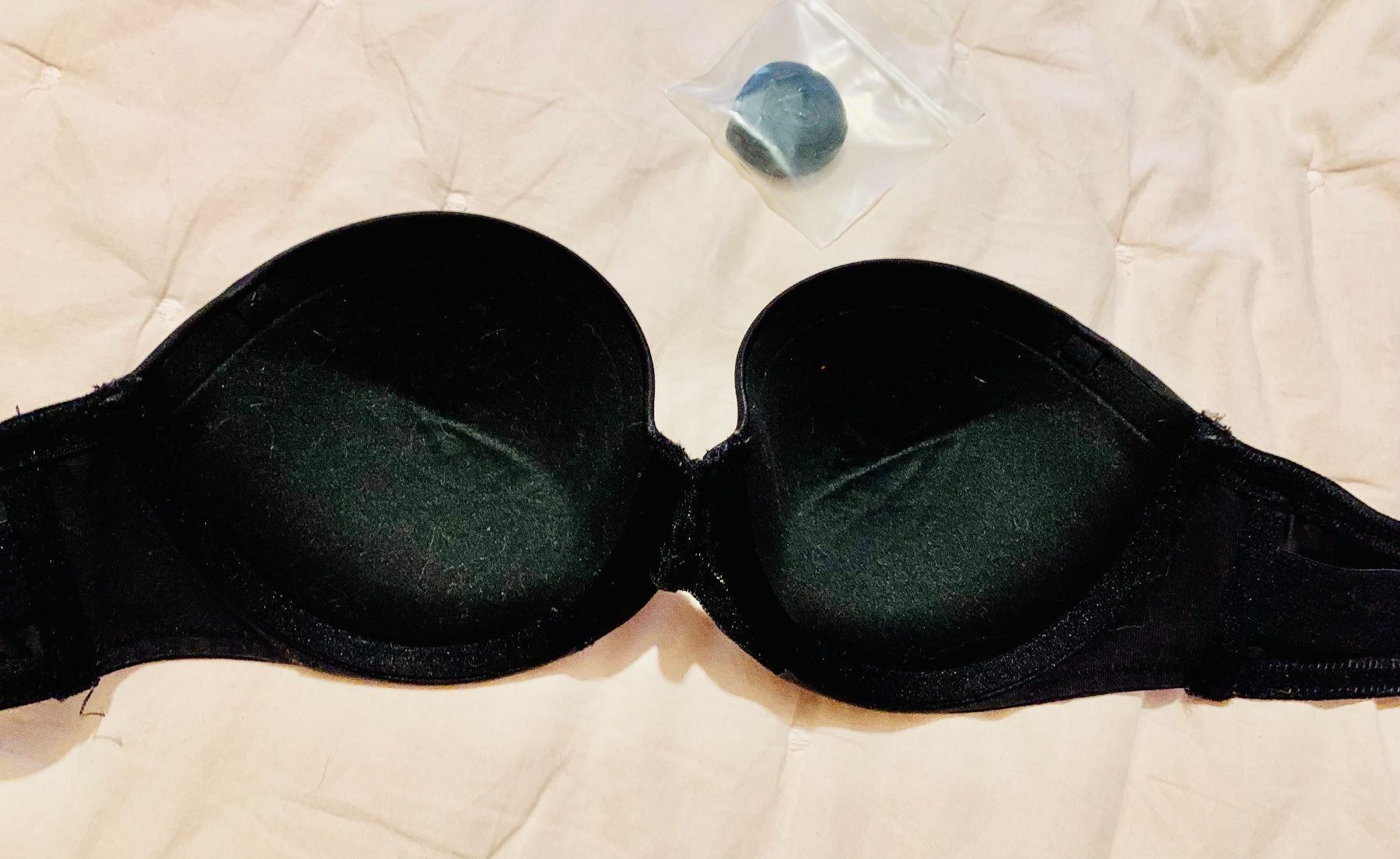 Sonstige Unterwäsche: Soutien gorge bandeau DKNY 80A – Gebraucht aus Sion von DayJenn 1