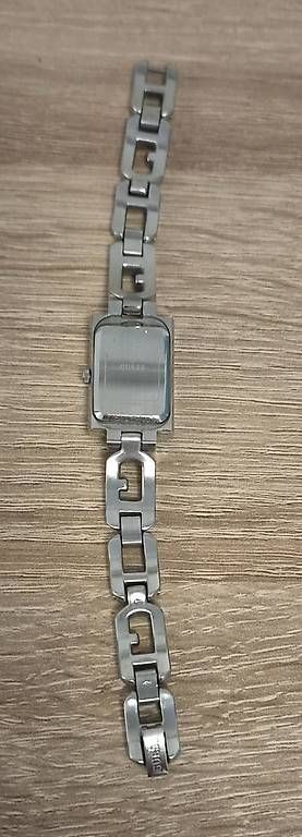 Orologi: Montre Guess – Usato da Bouveret venduto da lagartha 2