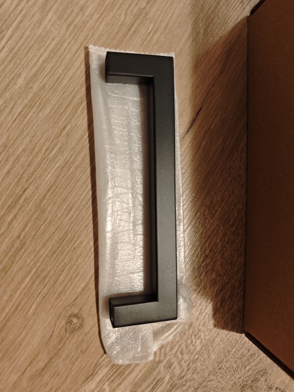 Ferramenta: Küchengriffe 30 Stk. 128 mm – Nuovo e nell'imballaggio originale da Herisau venduto da Ela1111
