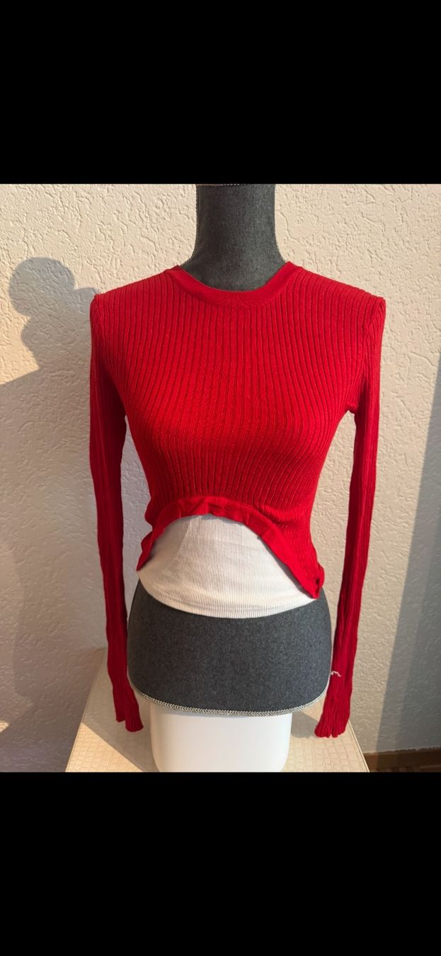 Maglioni & Felpe: Kurzpullover Rot Gerippt Asymmetrisch Saum Y2K Style Gr S – Usato da Frenkendorf venduto da Style365