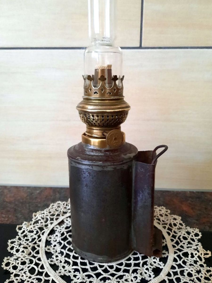 Lampen: Antike Petroleumlampe, Sturmlaterne, Messing – Gebraucht aus Eschenbach von Alicekunst 1