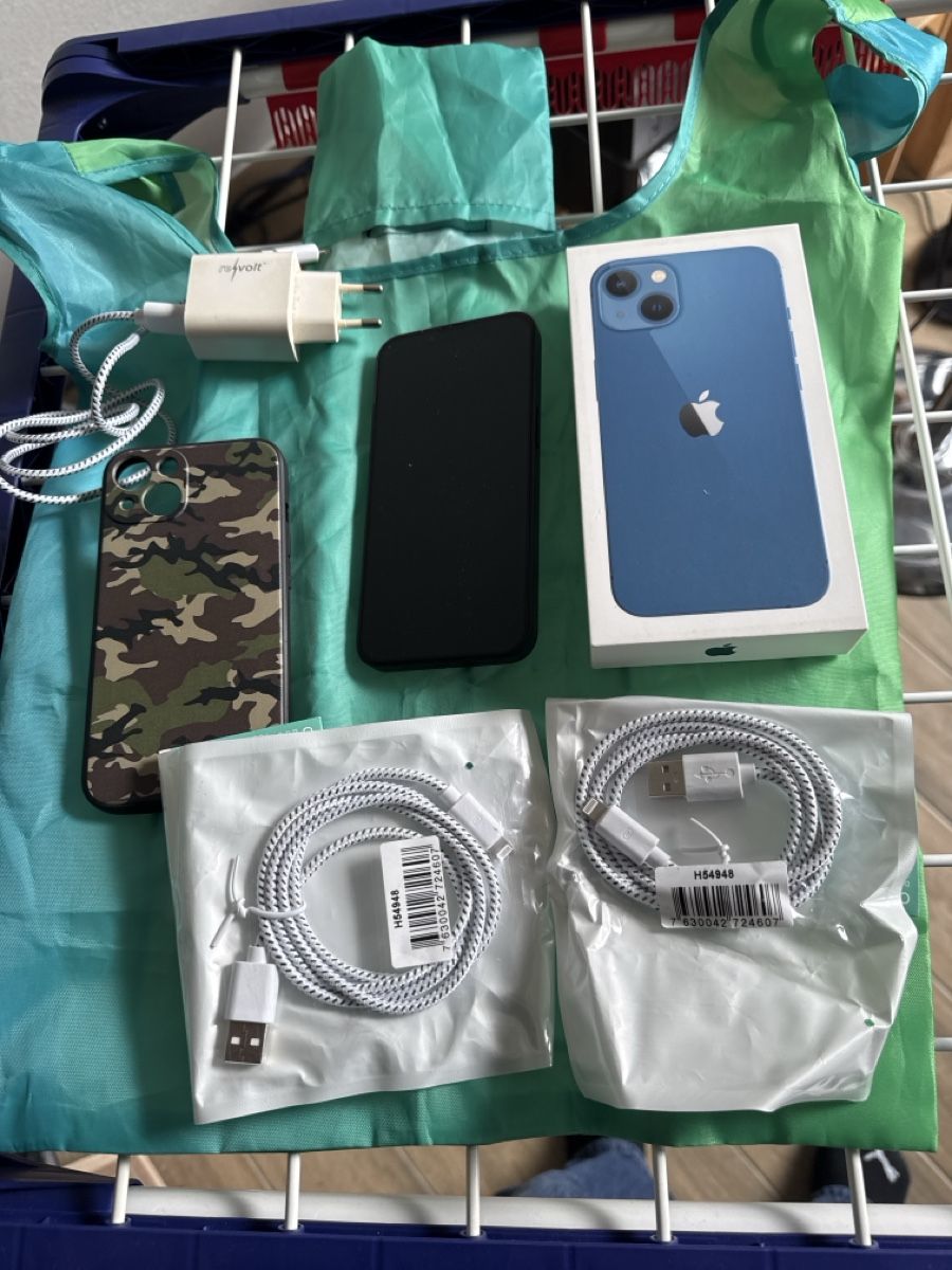 Apple Handys / Smartphones: Fast Neues Iphone13 – Gebraucht aus Olten von dwa_ls6j 1