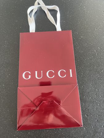 Gucci Papiertasche