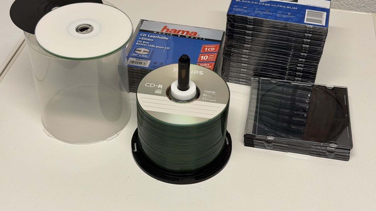CD & DVD vergini: CD à graver et boîtes slim  – Nuovo (secondo la descrizione) da La Russille venduto da Festler 2