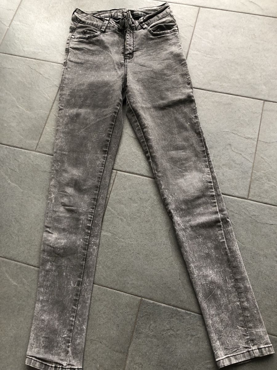 Lotti & Set di vestiti: Jeans Gr.36 – Usato da Gwatt (Thun) venduto da pachdele 2
