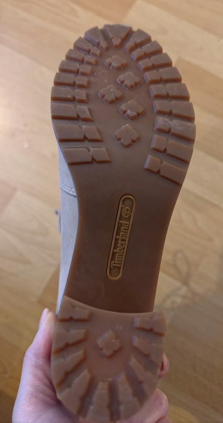 Timberland Scarpe da donna: Chaussures Timberland grises – Nuovo (secondo la descrizione) da Genève venduto da Stromx_Warrior 4