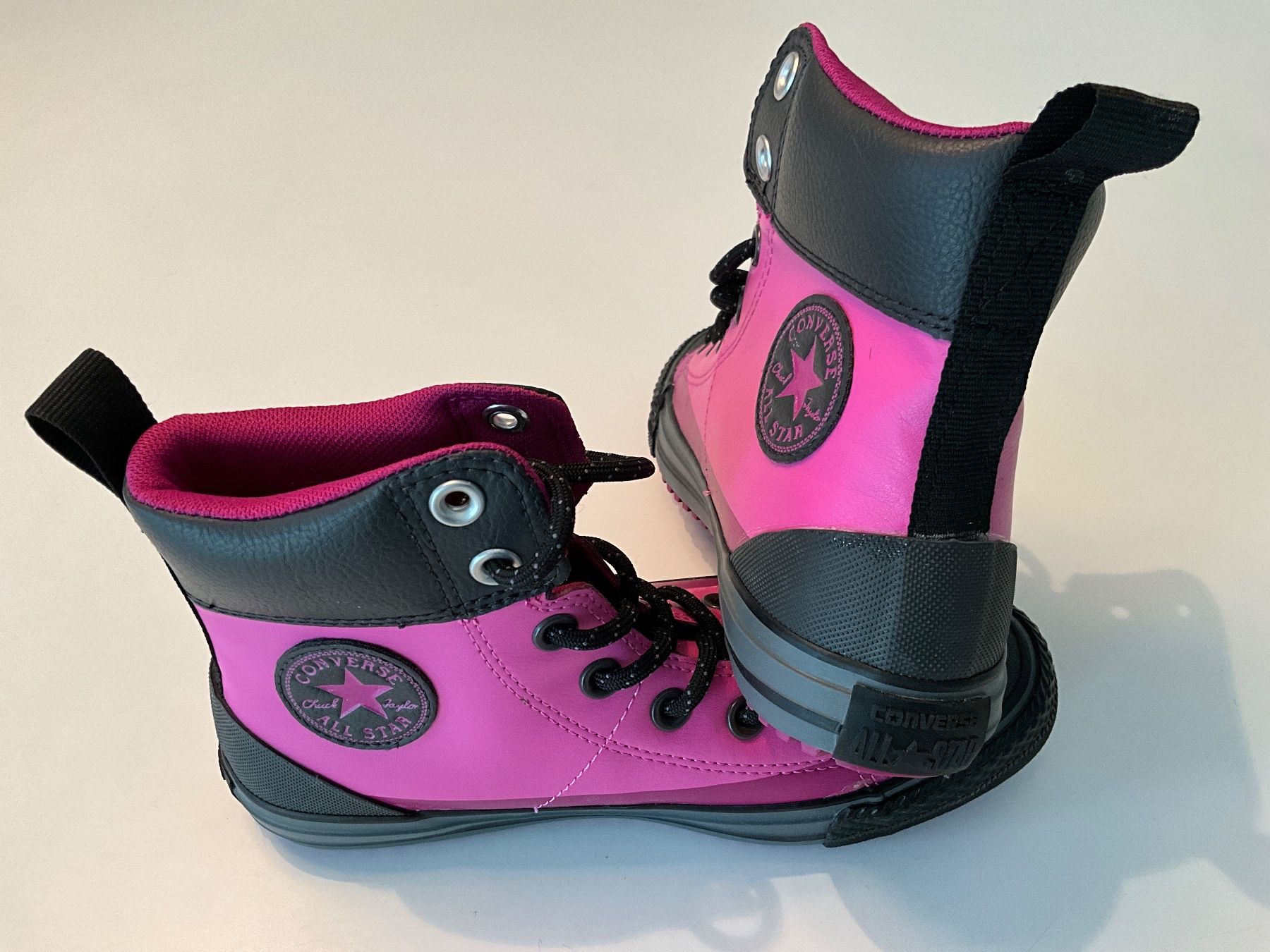 Converse Schuhe für Mädchen: Schuhe, CONVERSE, Mädchen, Gr. 35, NEU & sehr HERZIG! – Neu (gemäss Beschreibung) aus Stäfa von Rbeerli0 2