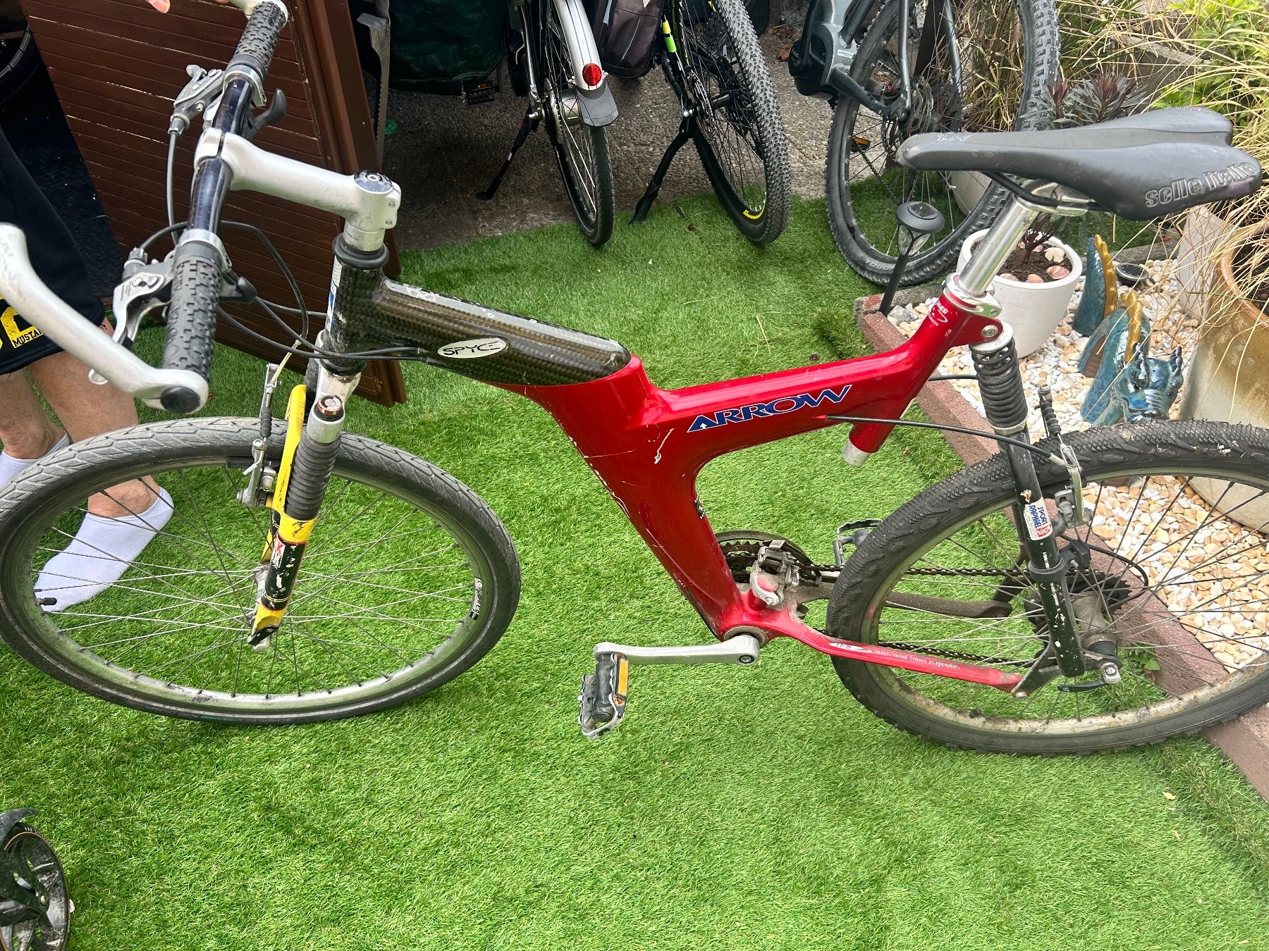 Biciclette: Velo mit carbon rammen – Usato da Buttikon SZ venduto da fas_zts7