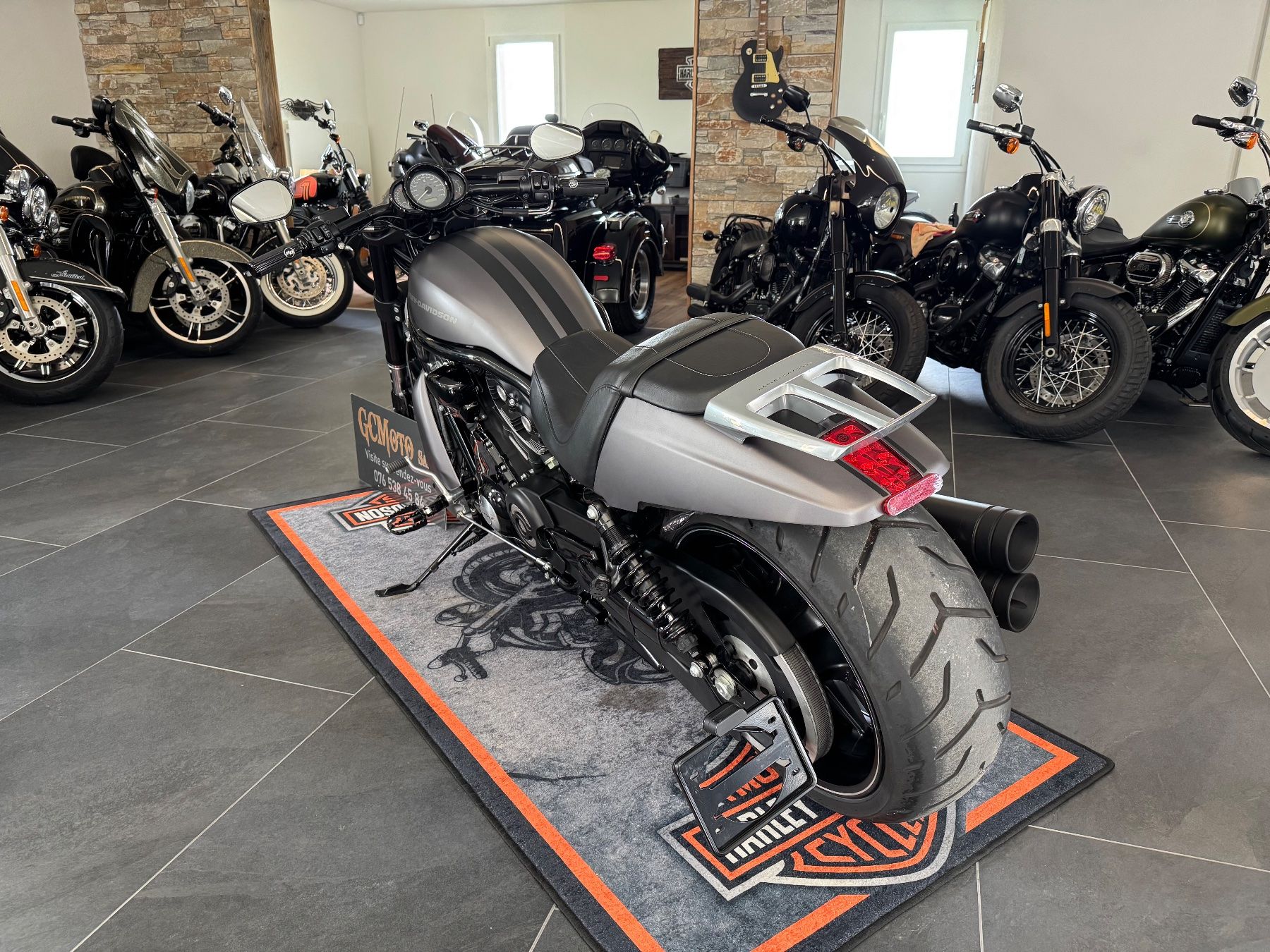 Harley-Davidson Chopper: Harley Davidson Night Rod LEASING POSSIBLE – Usato da Echallens venduto da HD90 8