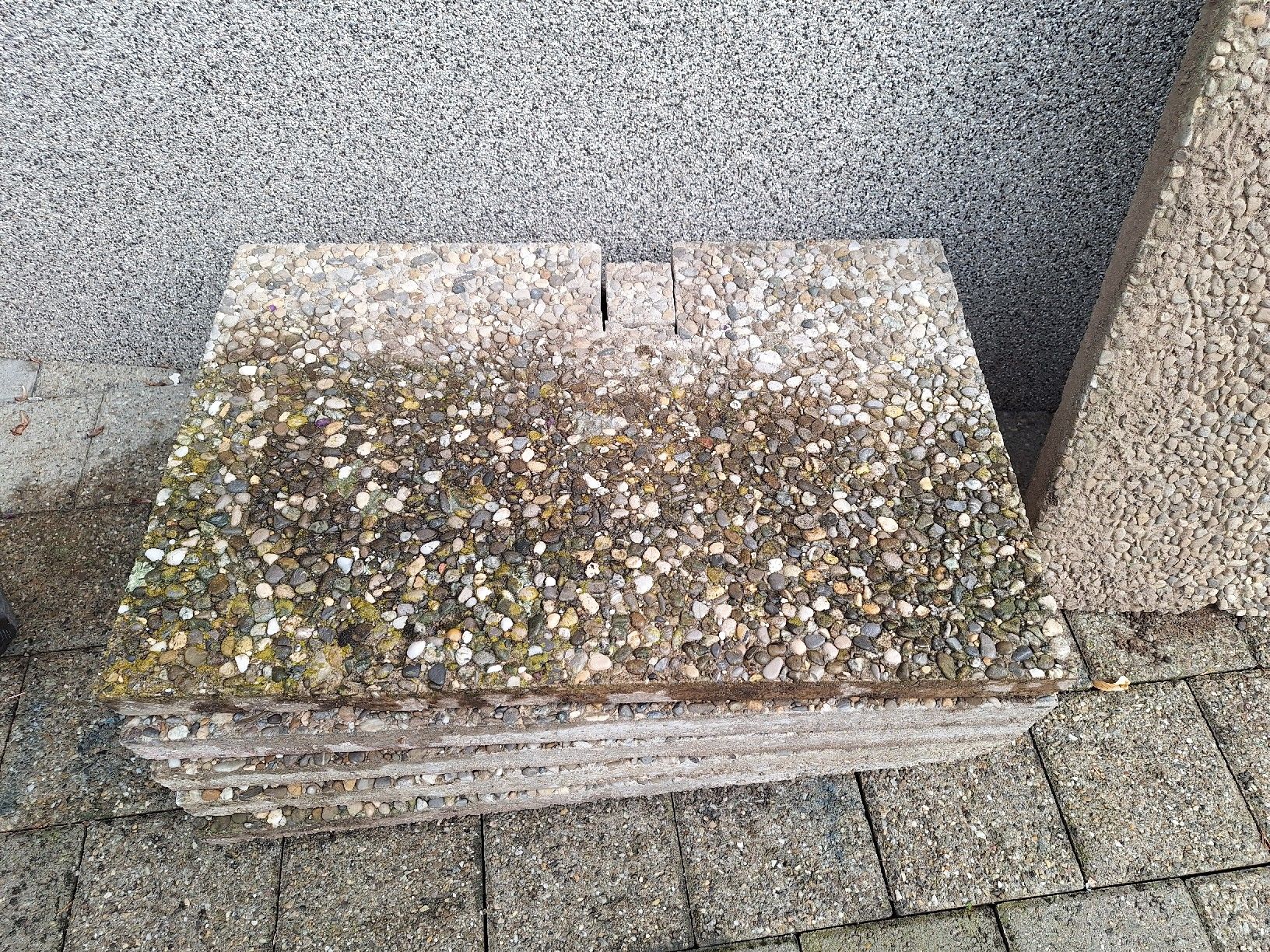 Rivestimenti per pavimenti: Verschiedene Verbundsteine abzugeben – Usato da Wangenried venduto da Nici_09 4