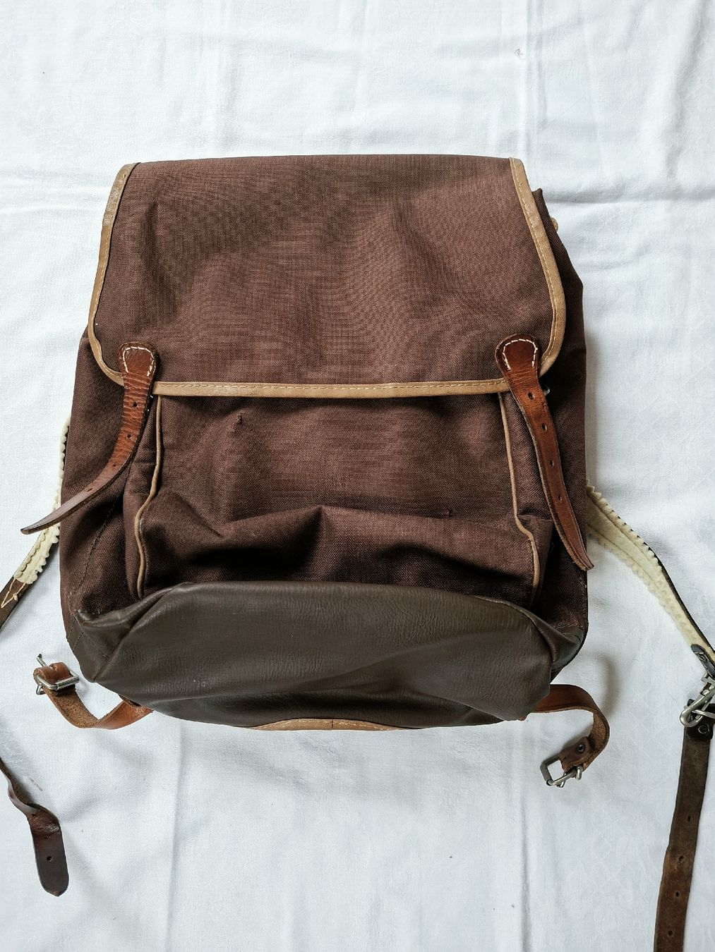 Zaini: antiker Rucksack Baumann Baden braun Leder Canvas  – Usato da Klingnau venduto da vollmond36