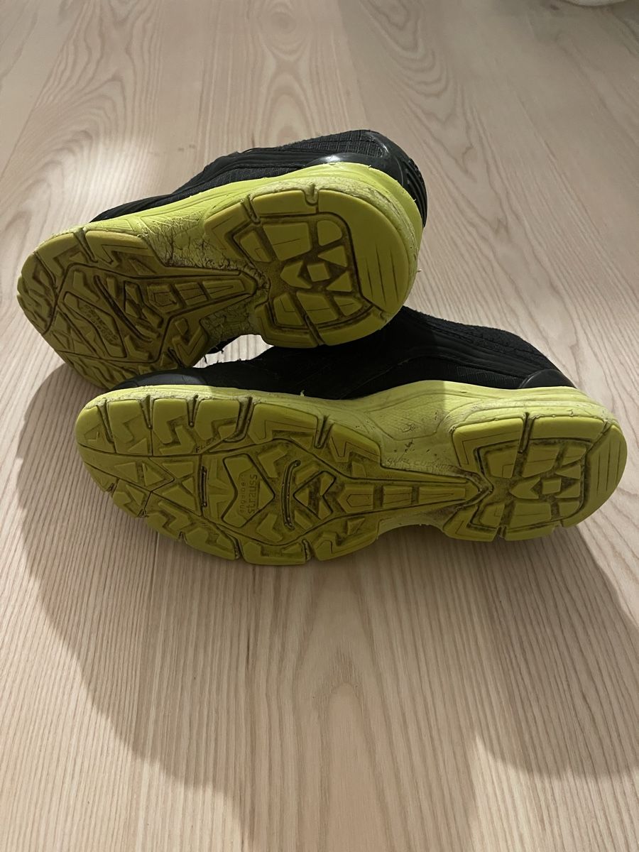 Engelbert Strauss Herrenschuhe: Engelbert Strauss Kinderschuhe, Gr. 39 – Gebraucht aus Grüningen von Thommyr 1