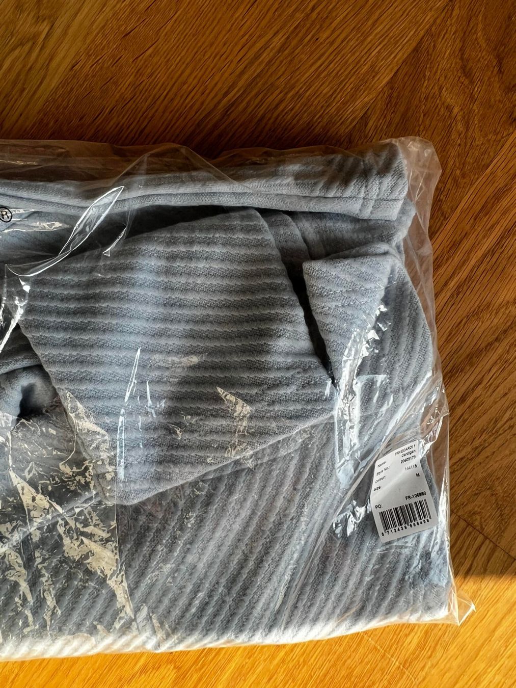 Blusen: Neue Bluse M – Neu und originalverpackt aus Riehen von edu_92w7 7
