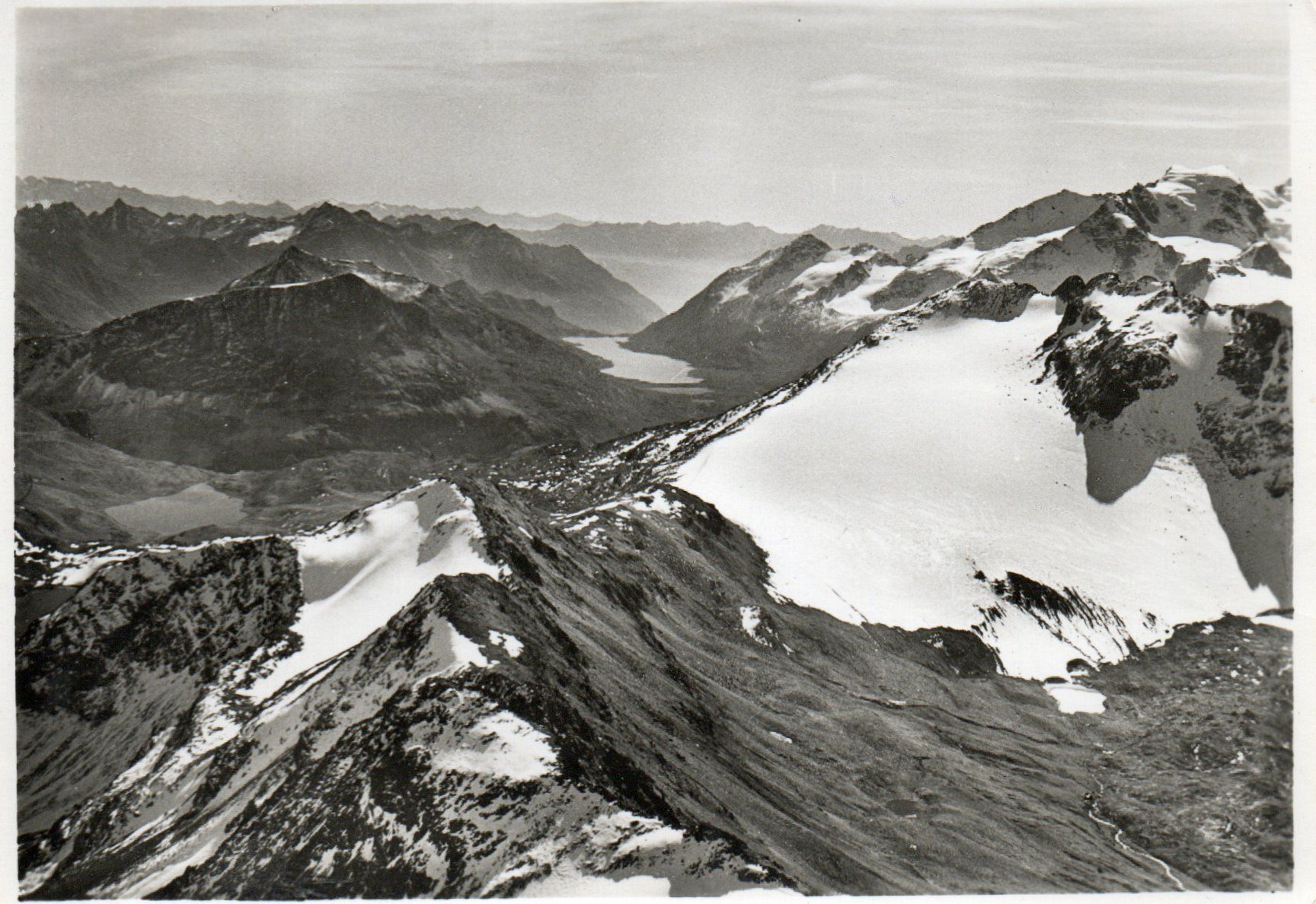 Cartoline postali: Blick vom Piz Languard gegen Berninapass – Usato da Melano venduto da pisonsdro