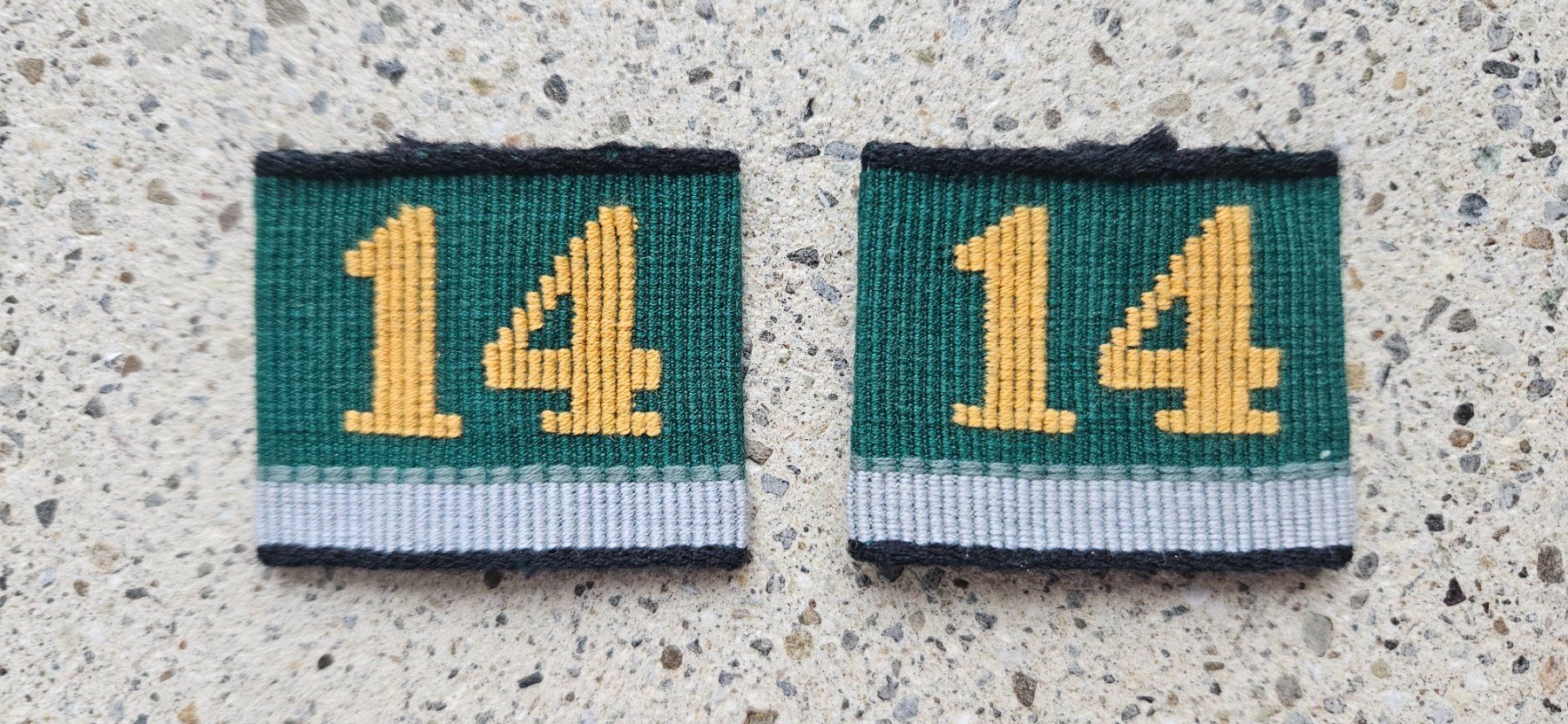 Schweizer Armee Placchette & Badge: *** Achselschlaufe *** – Usato da Riedholz venduto da fr_sIruP