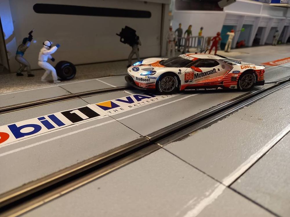 Ford GT Race Car Carrera Digital 132 (Gebraucht) in Langenthal für CHF ...
