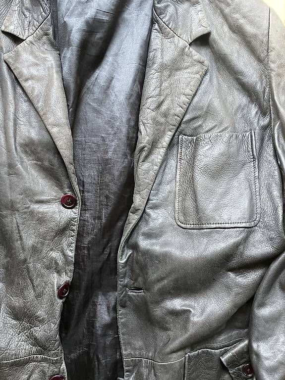 Giacche: Wildlederjacke Schwarz Grösse L – Usato da Bern venduto da Zentro 1