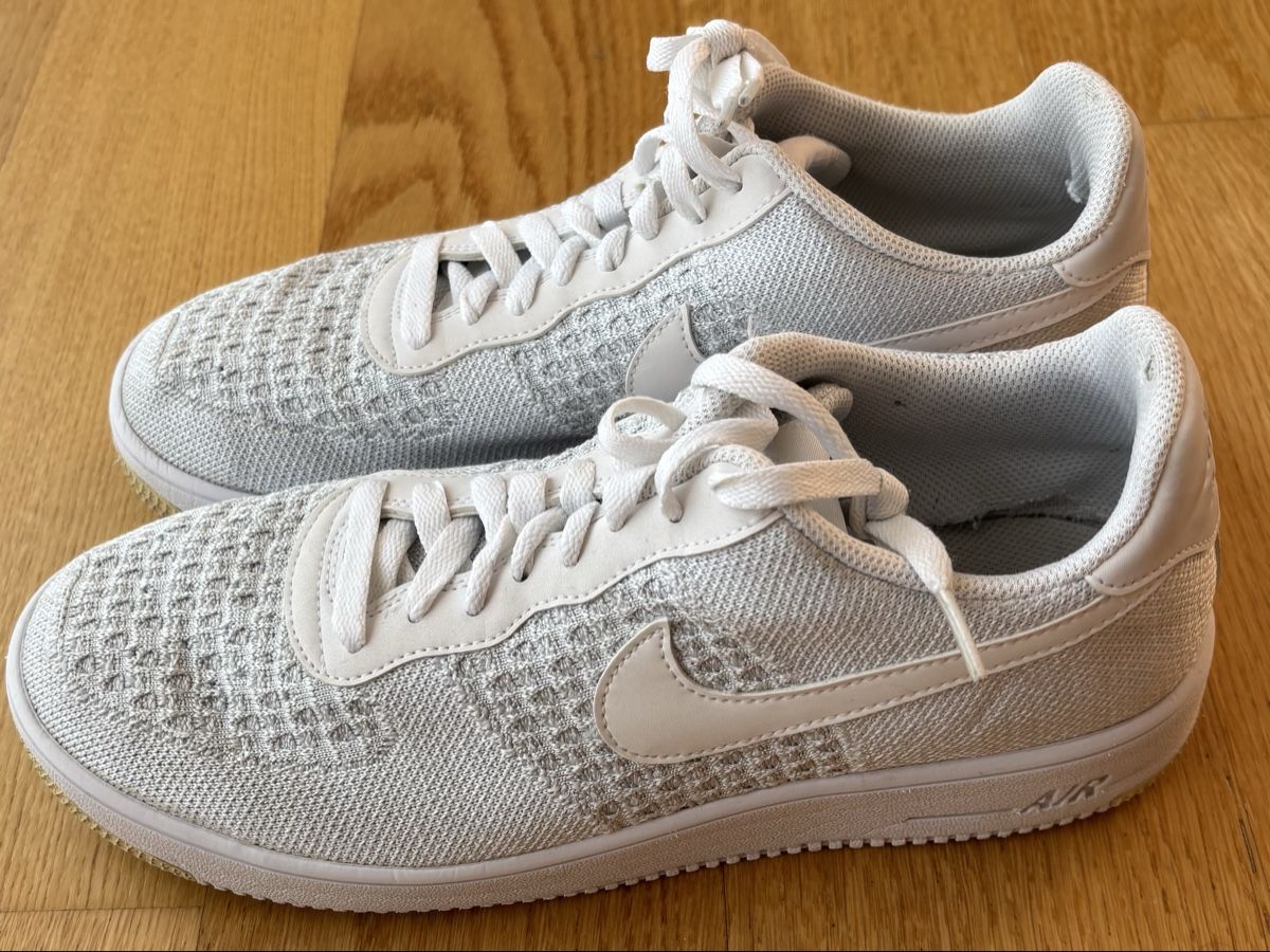 Nike Herrenschuhe: Nike Air Force Flyknit - 44.5 – Gebraucht aus Zürich von Gotta-Sell-It-All 1