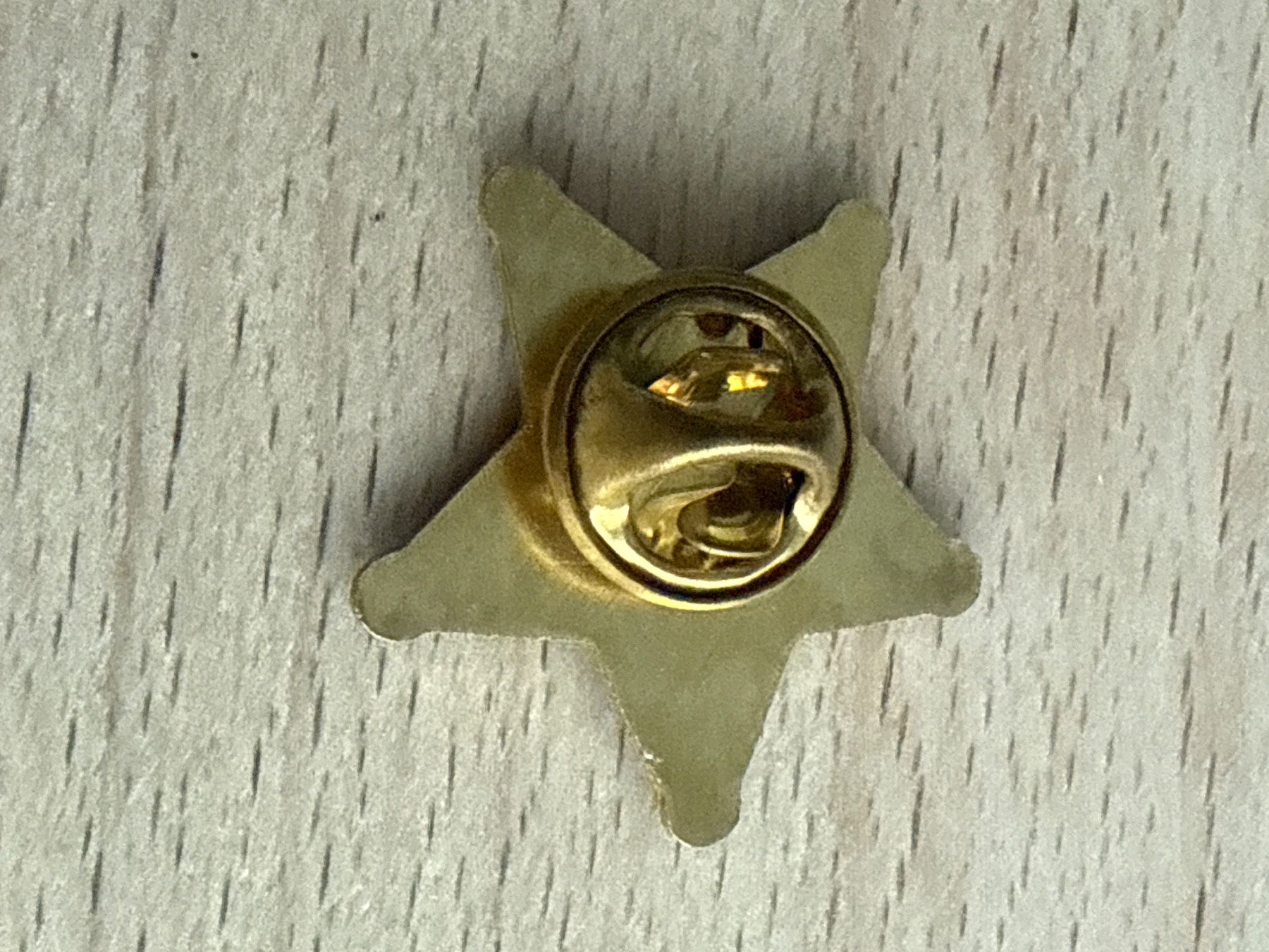 Plaketten & Abzeichen: Pin Sheriffs Department – Gebraucht aus Glattbrugg von Schweigmatt 1