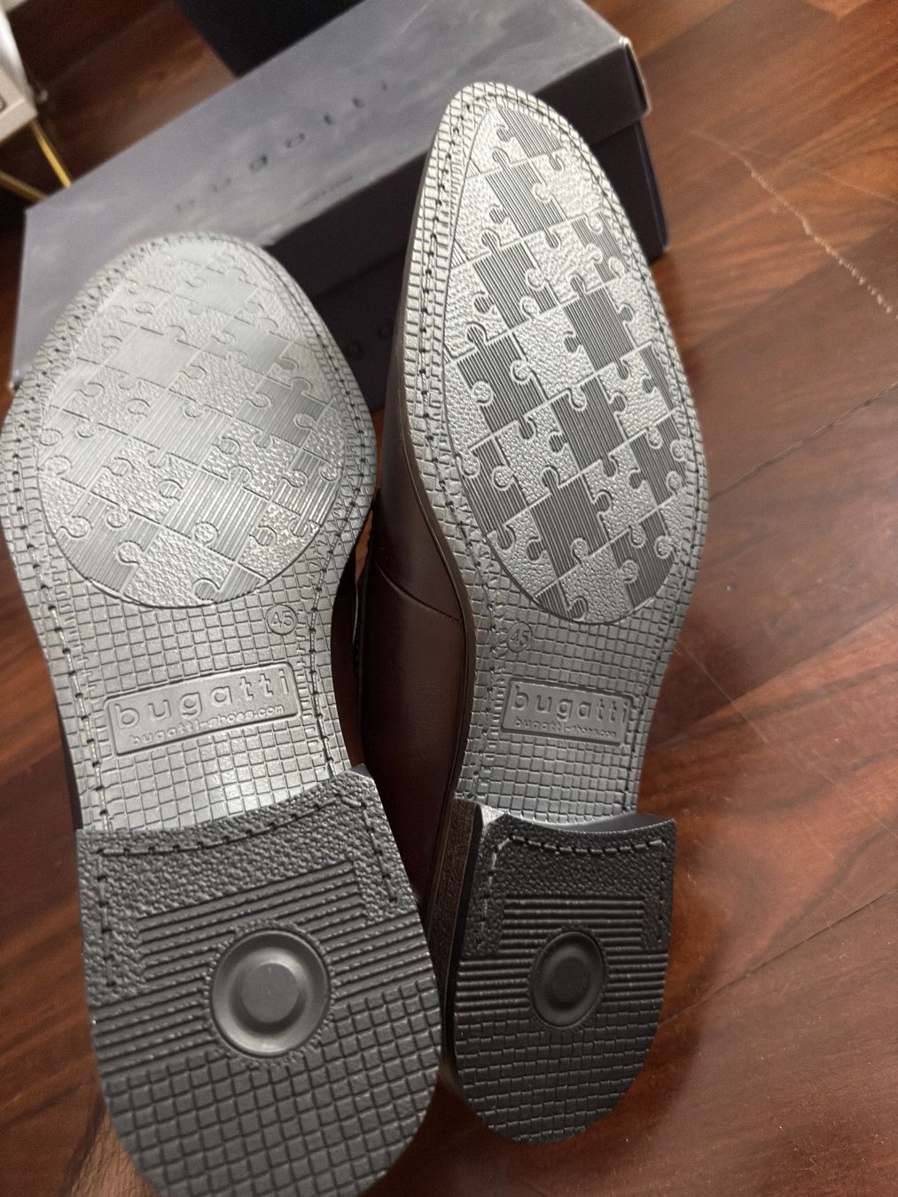 Bugatti Chaussures hommes: Business Schuhe Neu Bugatti Gr 45 – Neuf avec emballage d'origine à Breganzona par chaftab83 4