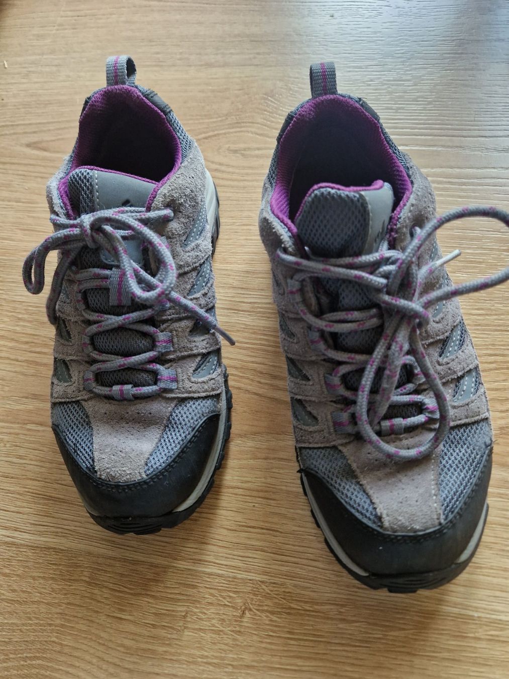 Columbia Scarpe per ragazze: Trekkingschuhe von COLUMBIA – Usato da Spiez venduto da Nenebueb