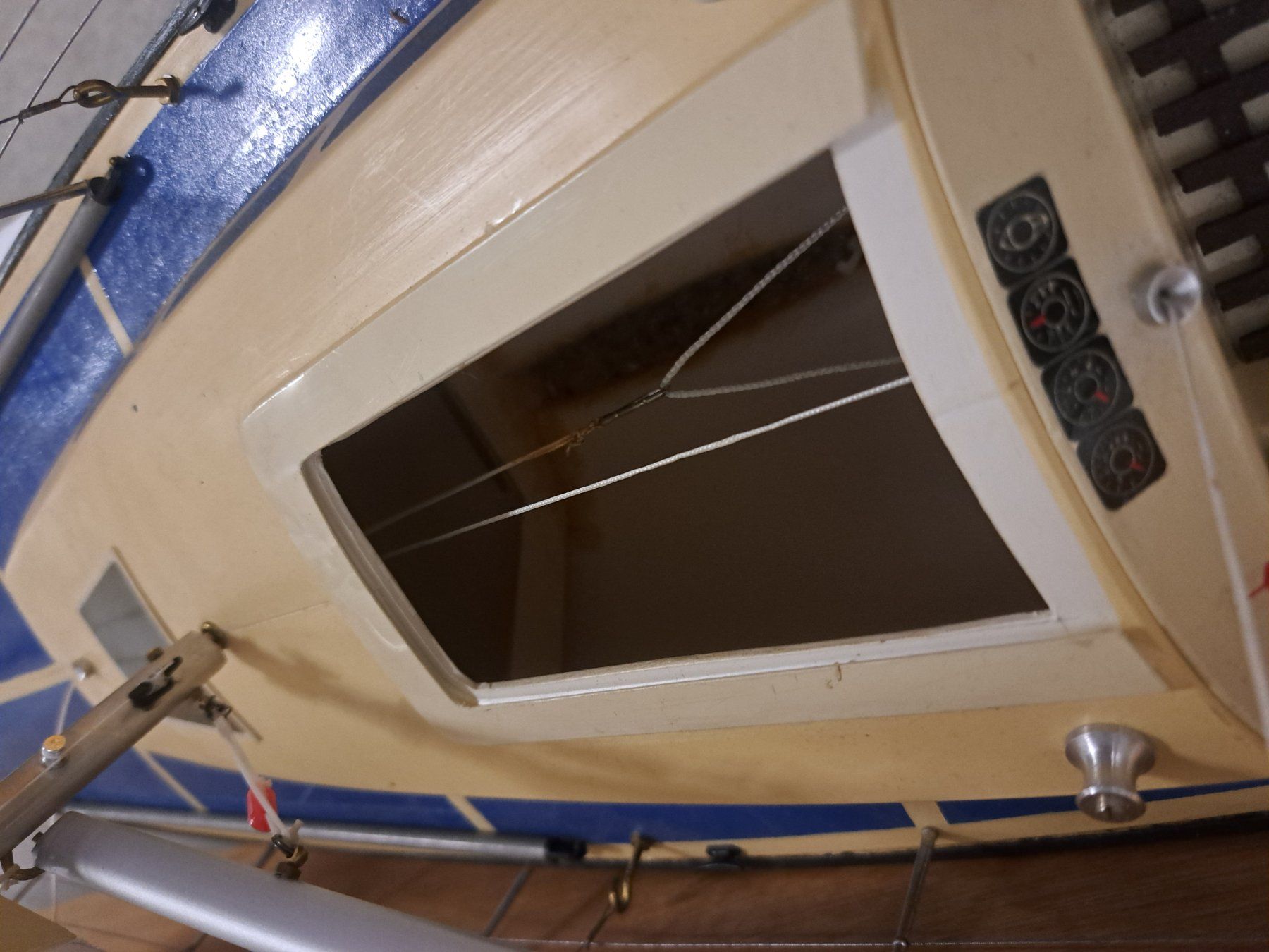 Kit di modellismo & Modellini statici: Modellboot Segelschiff RC Schiffsmodell in Transportbox – Usato da Belp venduto da deal-now 5