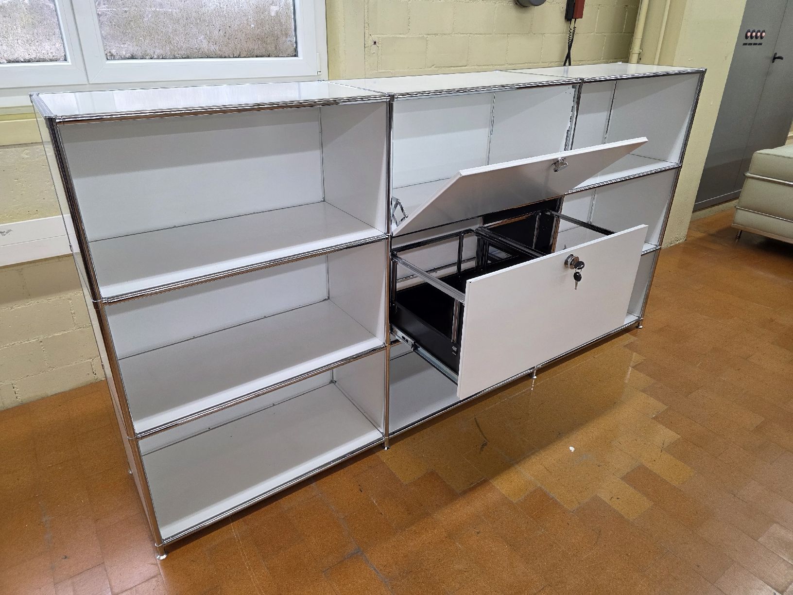 System4 Scaffali: Designer Regal Quadro / System4 weiss – Usato da Lichtensteig venduto da Polsterwerk 4