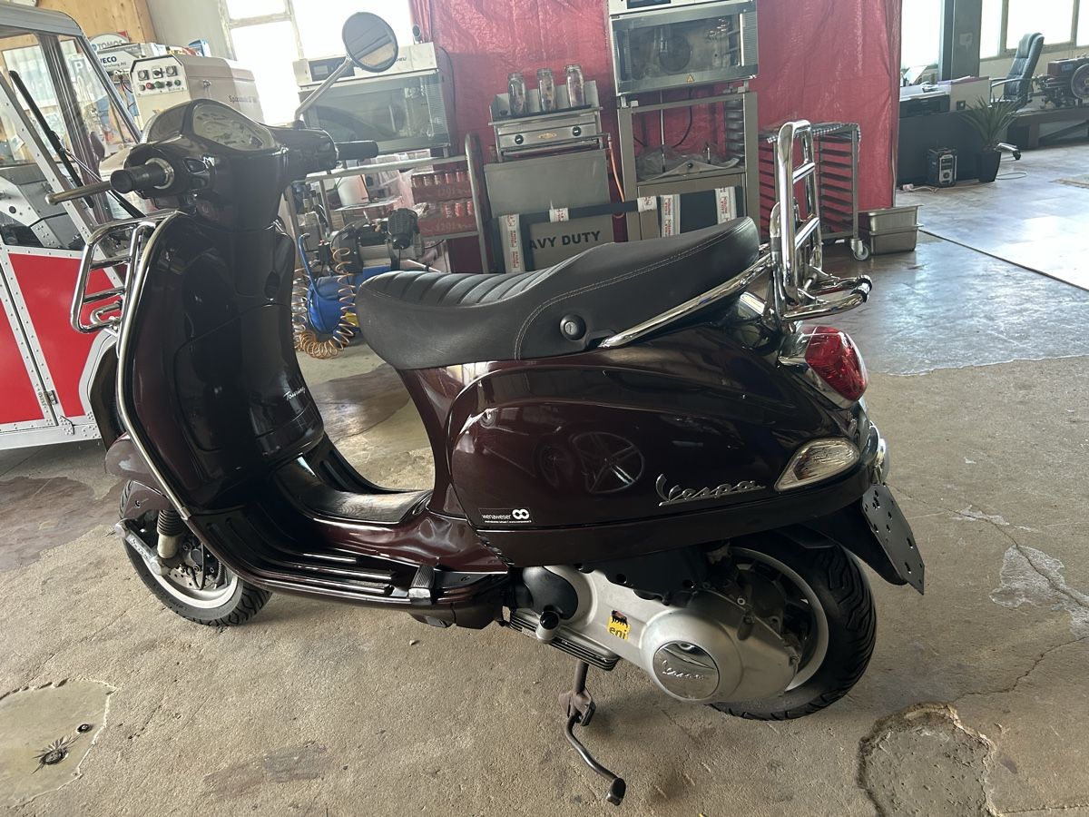 Piaggio Sonstige: Piaccio  Vespa  Motorrad Roller – Gebraucht aus Oberriet SG von Justizia1957 2