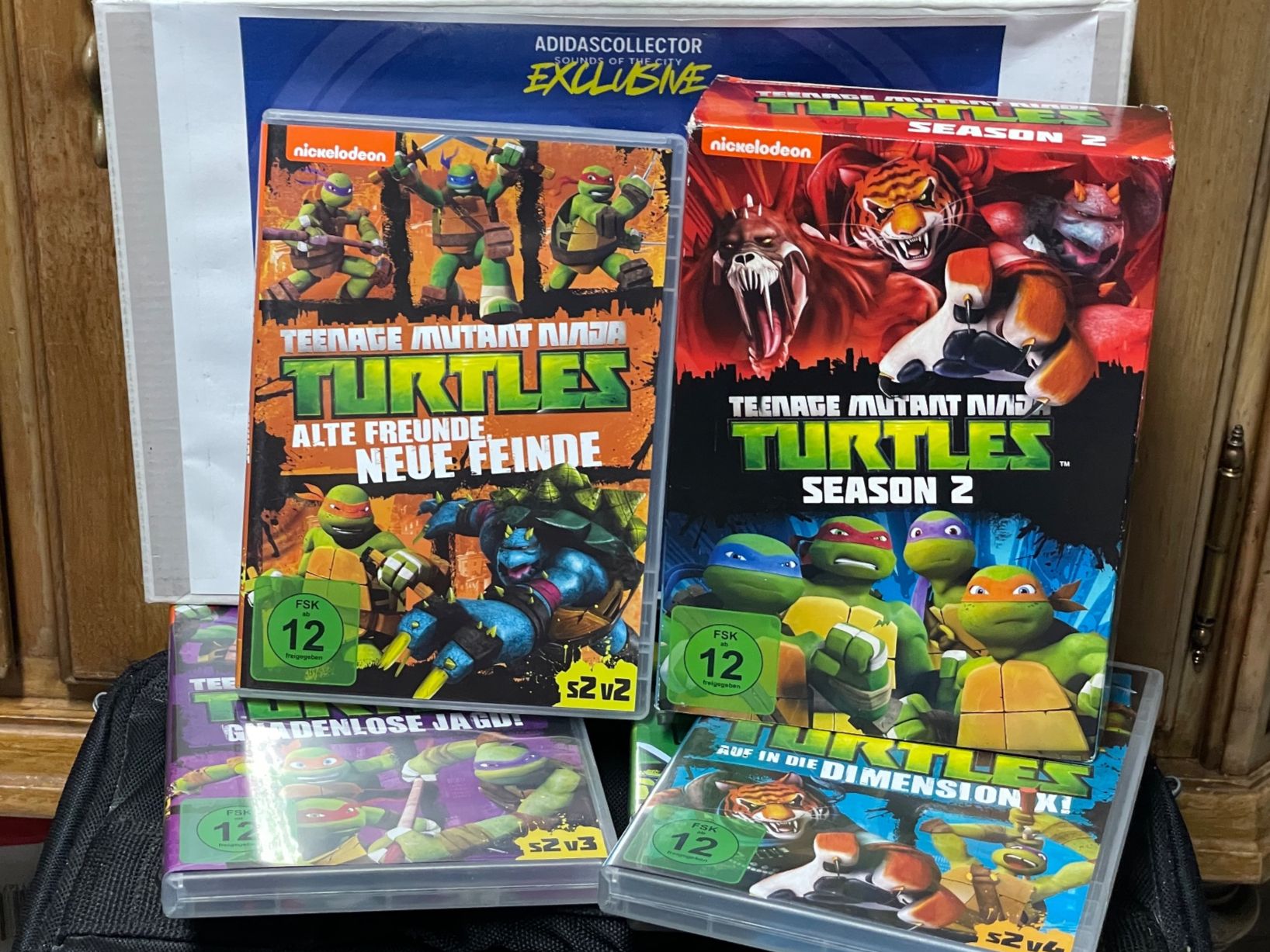 Tutti i DVDs: Ninja Turtles Teenage Mutant – Usato da Muri b. Bern venduto da AdidasCollector