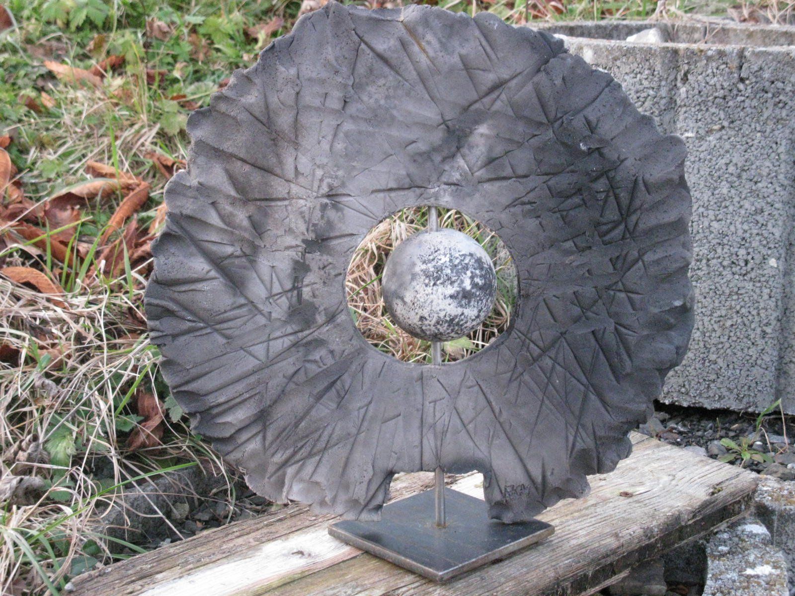Sculture & Statue: Skulptur Universum – Usato da Altstätten venduto da antikundart