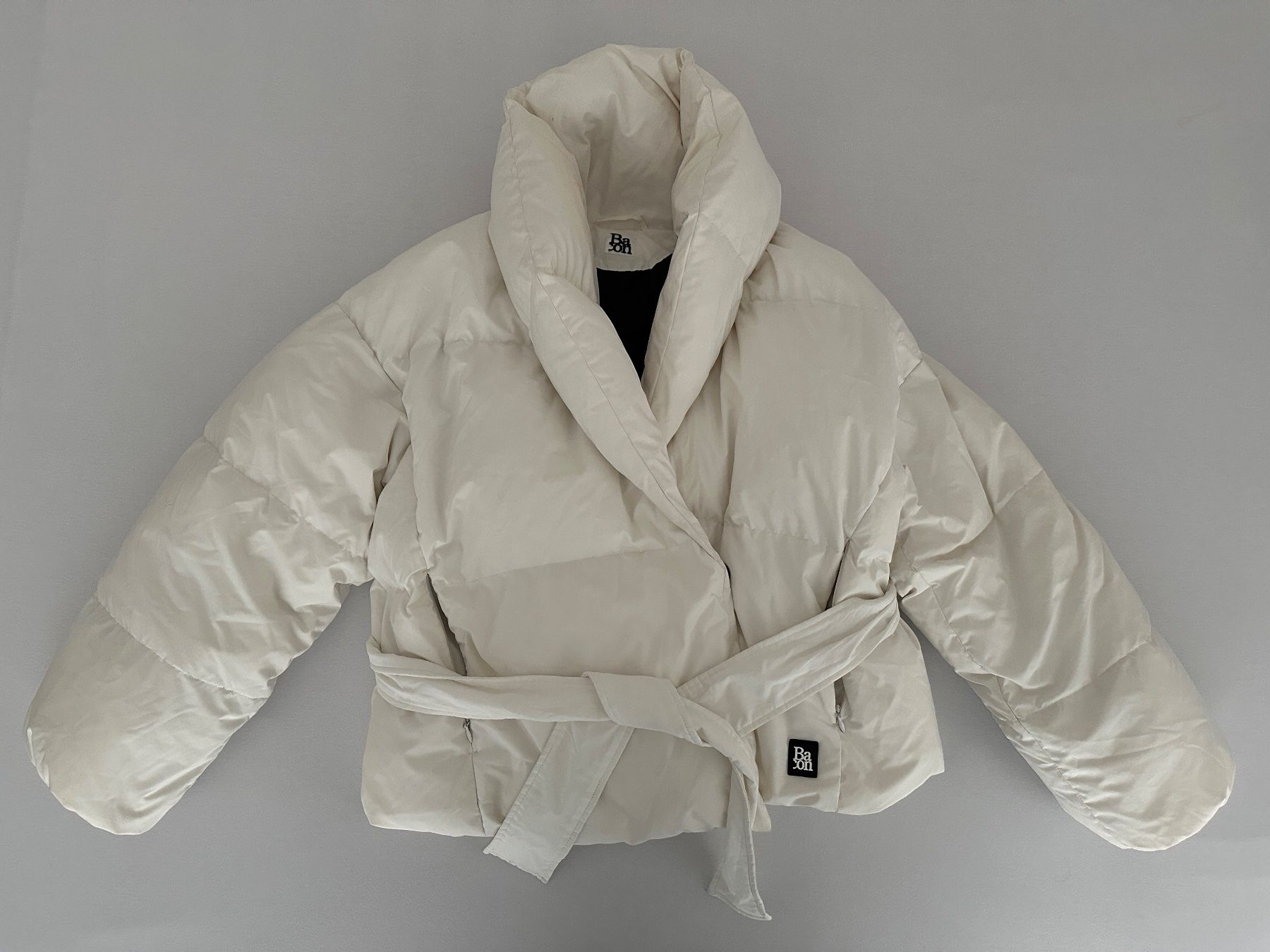 Giacche: Bacon Dada Petit Daunenjacke in Weiss – Usato da Pfäffikon SZ venduto da Redwulf34