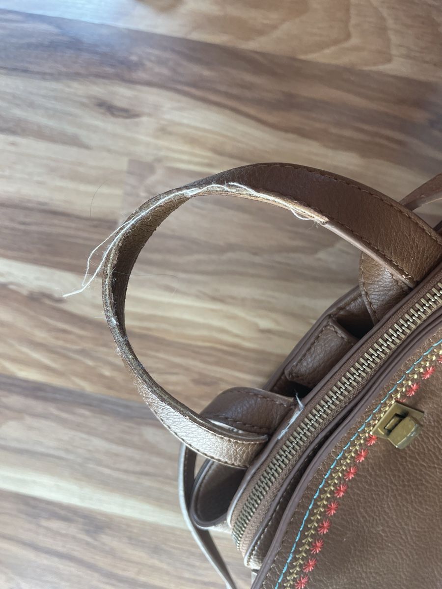 Desigual Zaini: Desigual Rucksack – Usato da Therwil venduto da nat_gtk5 3